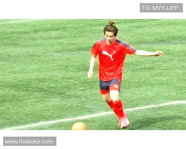 十二生肖象征的足球巨星盘点 各位球员的独特性格与赛场表现解析